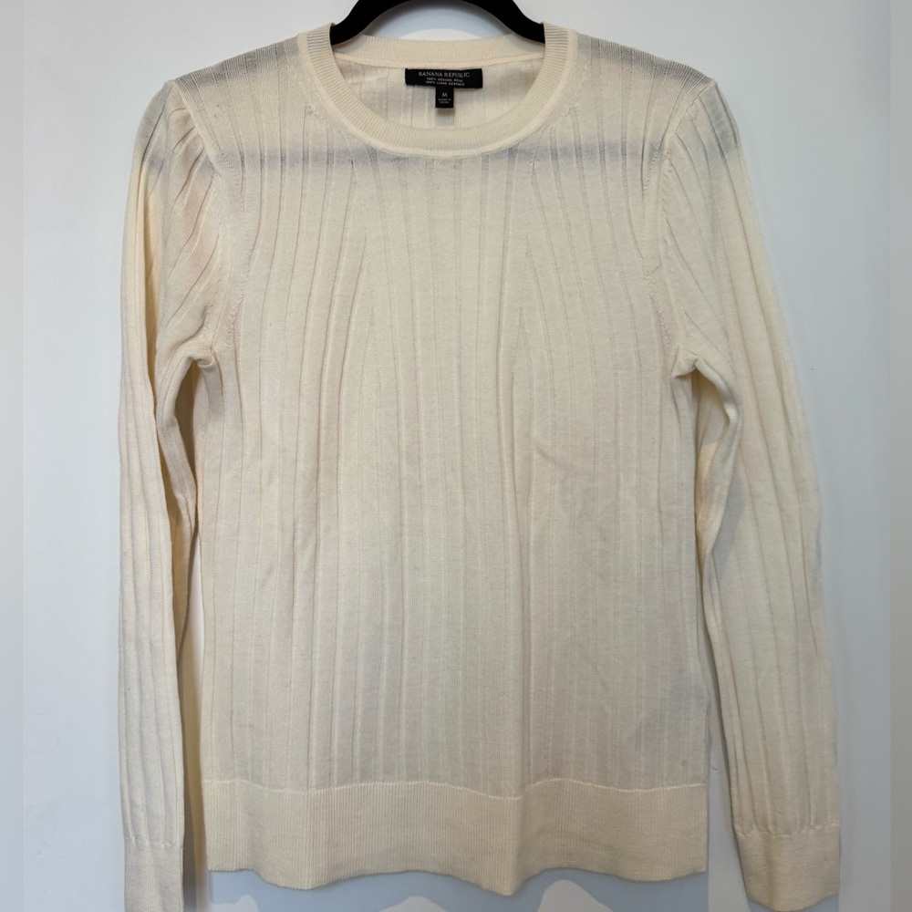 Banana Republic Cream Ribbed Long Sleeve Merino Sweater M
